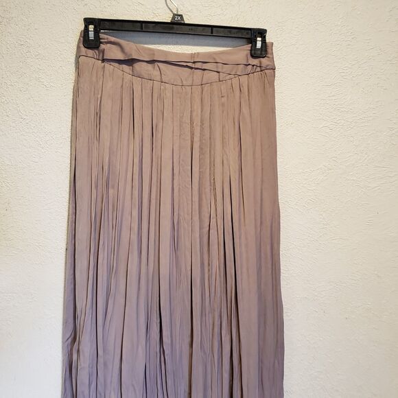 Womens Chicos Pleated Maxi Skirt  Tan Brown Silky Flowy Lined Size 0 NWT - Picture 2 of 8